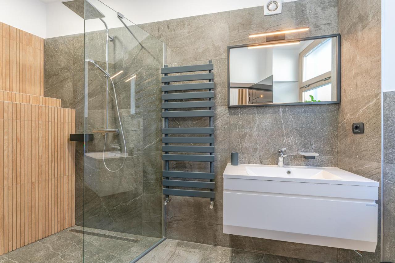 Premium Suites Postavarului Brassó Kültér fotó