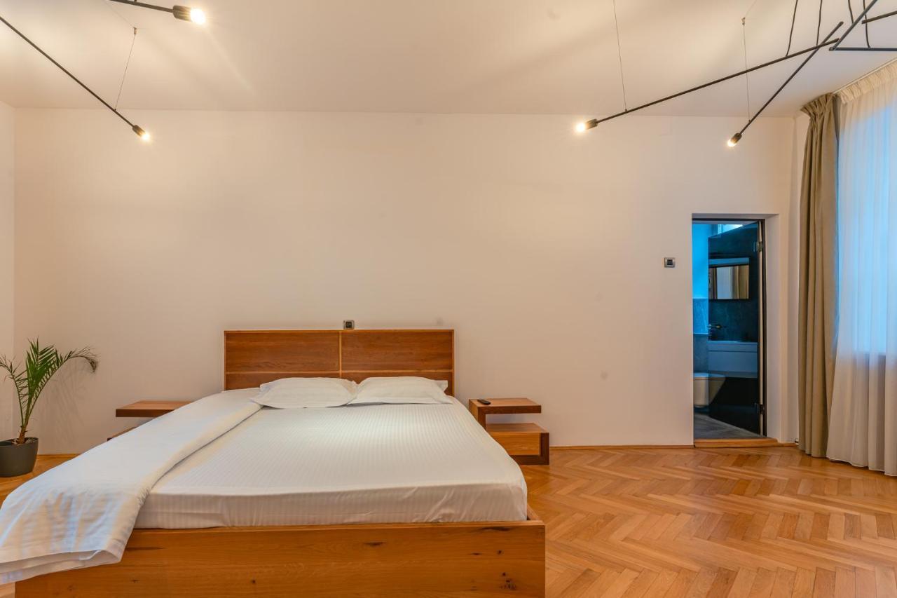 Premium Suites Postavarului Brassó Kültér fotó