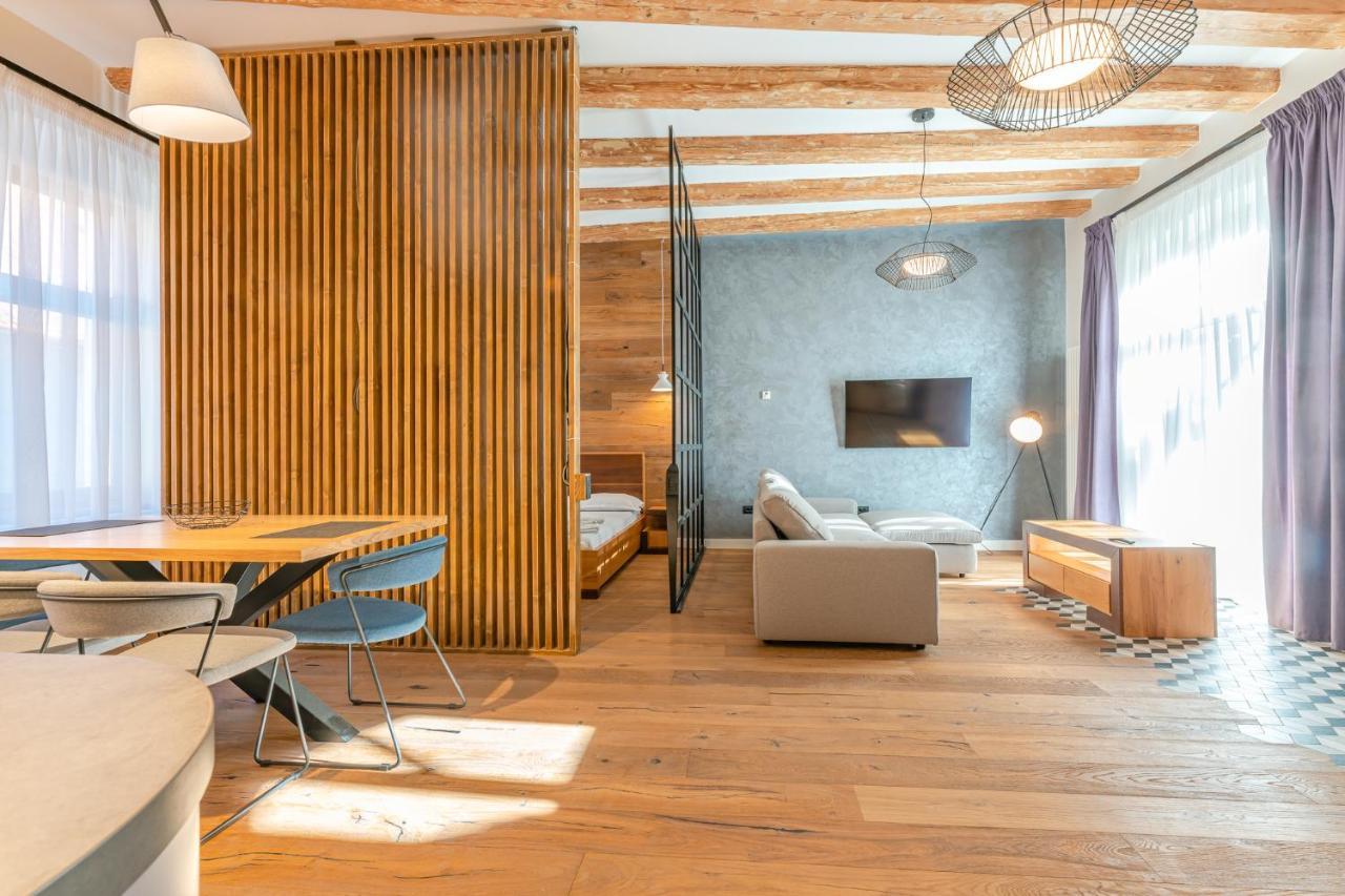 Premium Suites Postavarului Brassó Kültér fotó